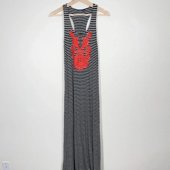 🌟✨2 for $20 ✨🌟 THML |  STRIPED MAXI DRESS - Picture 2 of 12